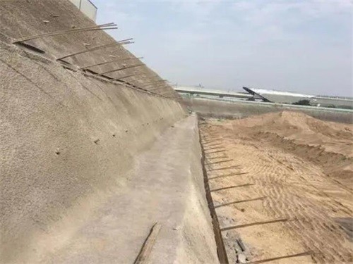 开福河道边坡加固